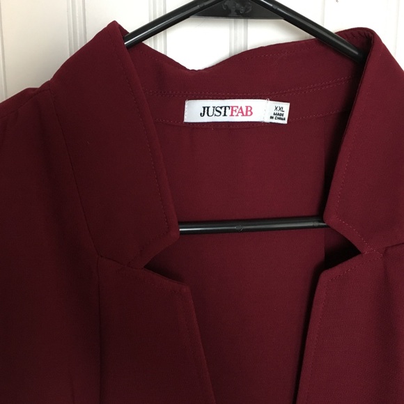 JUSTFAB Zip Back Blazer in Burgundy - Picture 3 of 6